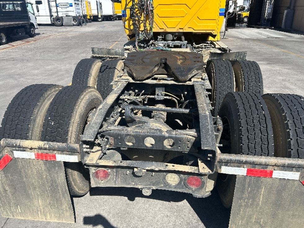 Day Cab Tractor-Heavy Duty Tractors-International-2019-LT625-Fontana-CA-274,433\n\t\tmiles-$ 24,750 - Image 6