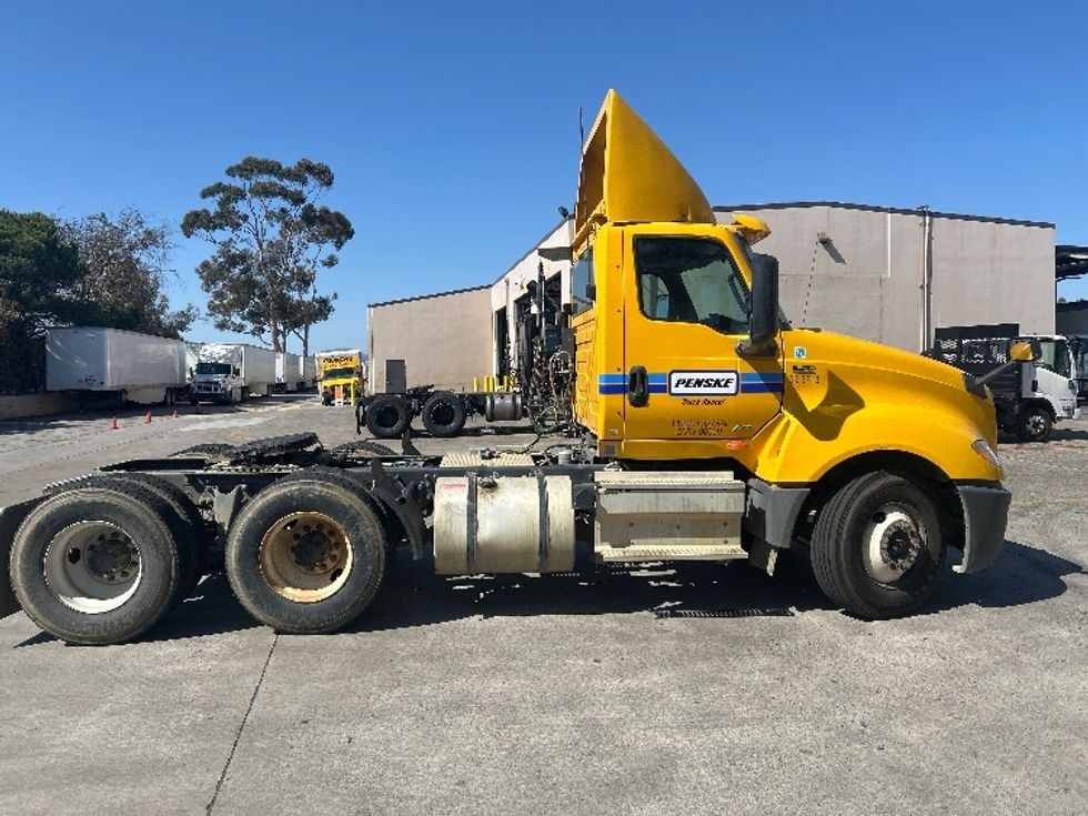 Day Cab Tractor-Heavy Duty Tractors-International-2019-LT625-Fontana-CA-274,433\n\t\tmiles-$ 24,750 - Image 8