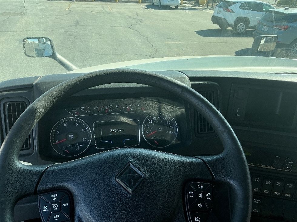 Day Cab Tractor-Heavy Duty Tractors-International-2019-LT625-Fontana-CA-275,747\n\t\tmiles-$ 27,500 - Image 11