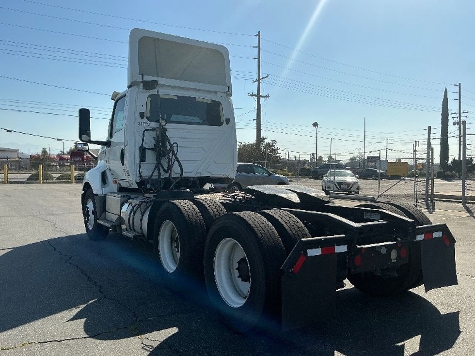 Day Cab Tractor-Heavy Duty Tractors-International-2019-LT625-Fontana-CA-275,747\n\t\tmiles-$ 27,500 - Image 5