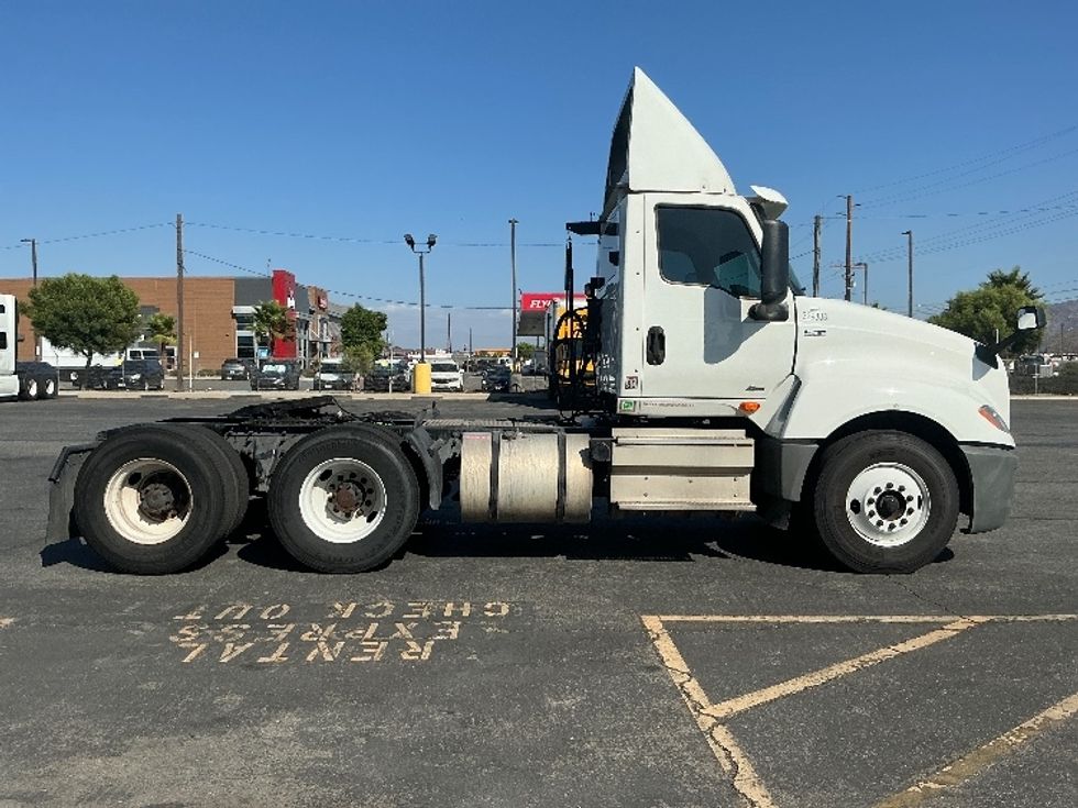 Day Cab Tractor-Heavy Duty Tractors-International-2019-LT625-Fontana-CA-275,747\n\t\tmiles-$ 27,500 - Image 8