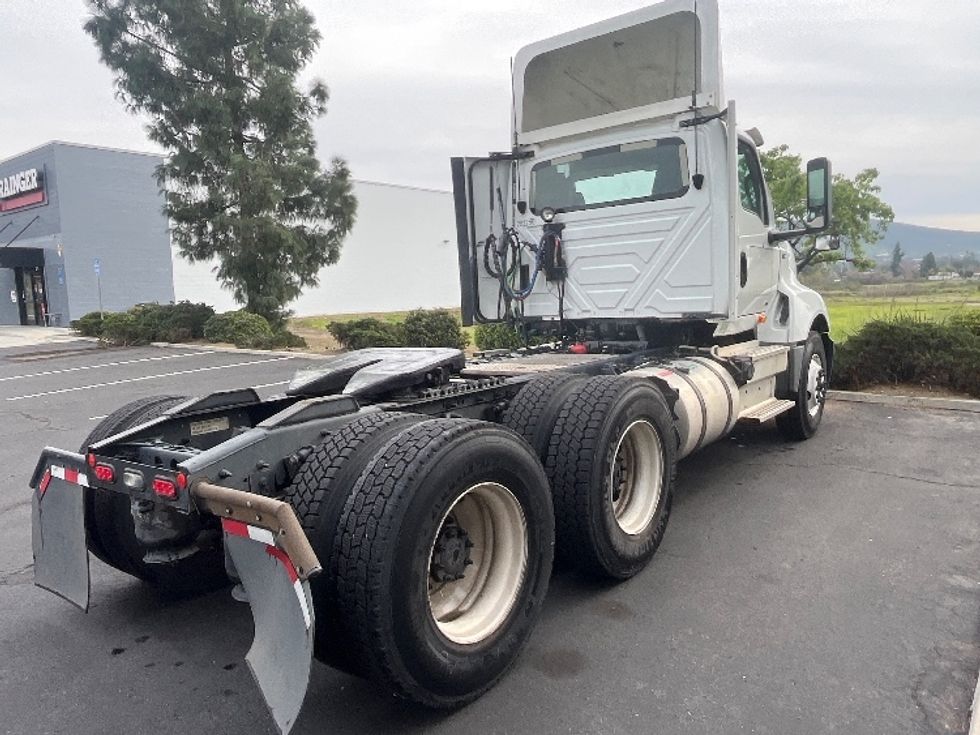 Day Cab Tractor-Heavy Duty Tractors-International-2019-LT625-Fontana-CA-378,691\n\t\tmiles-$ 27,000 - Image 7
