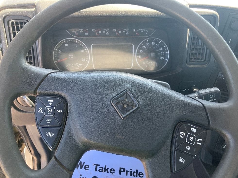 Day Cab Tractor-Heavy Duty Tractors-International-2019-LT625-Fontana-CA-393,997\n\t\tmiles-$ 25,750 - Image 10