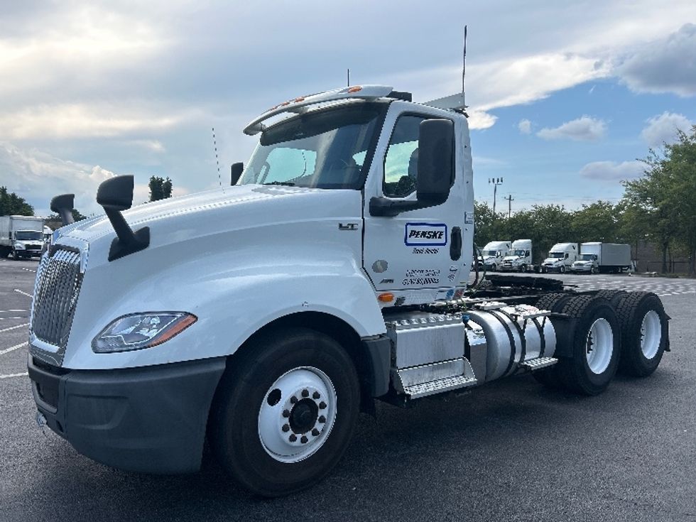 Day Cab Tractor-Heavy Duty Tractors-International-2019-LT625-Forest Park-GA-295,424\n\t\tmiles-$ 26,750 - Image 3
