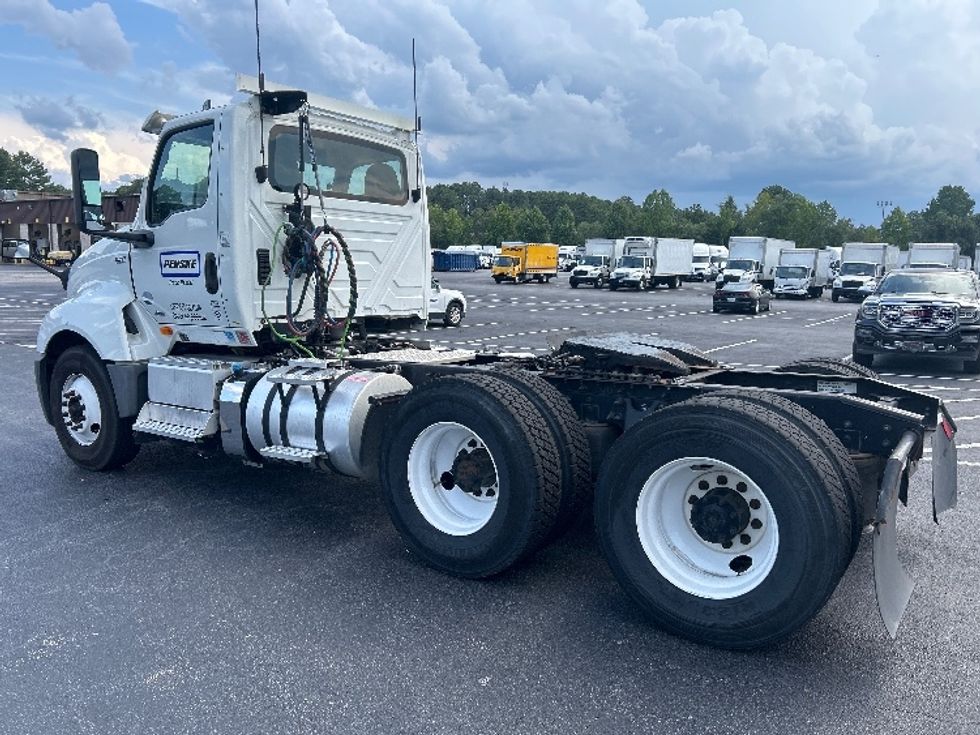 Day Cab Tractor-Heavy Duty Tractors-International-2019-LT625-Forest Park-GA-295,424\n\t\tmiles-$ 26,750 - Image 5