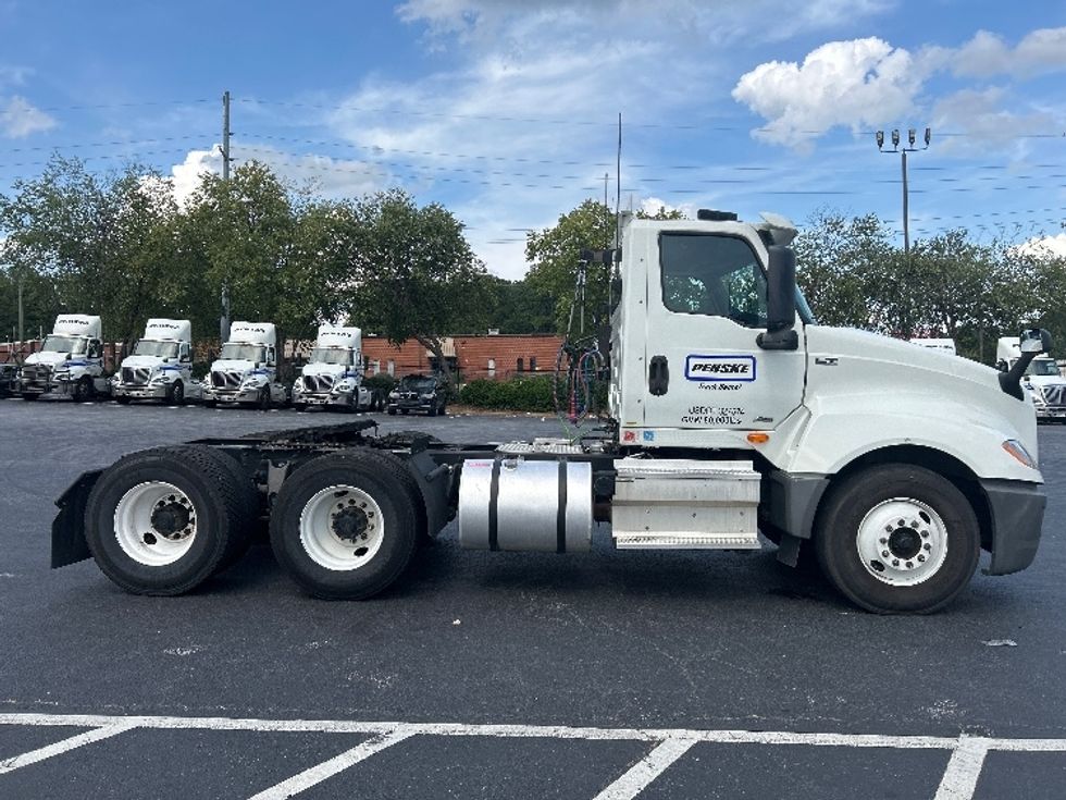 Day Cab Tractor-Heavy Duty Tractors-International-2019-LT625-Forest Park-GA-295,424\n\t\tmiles-$ 26,750 - Image 8