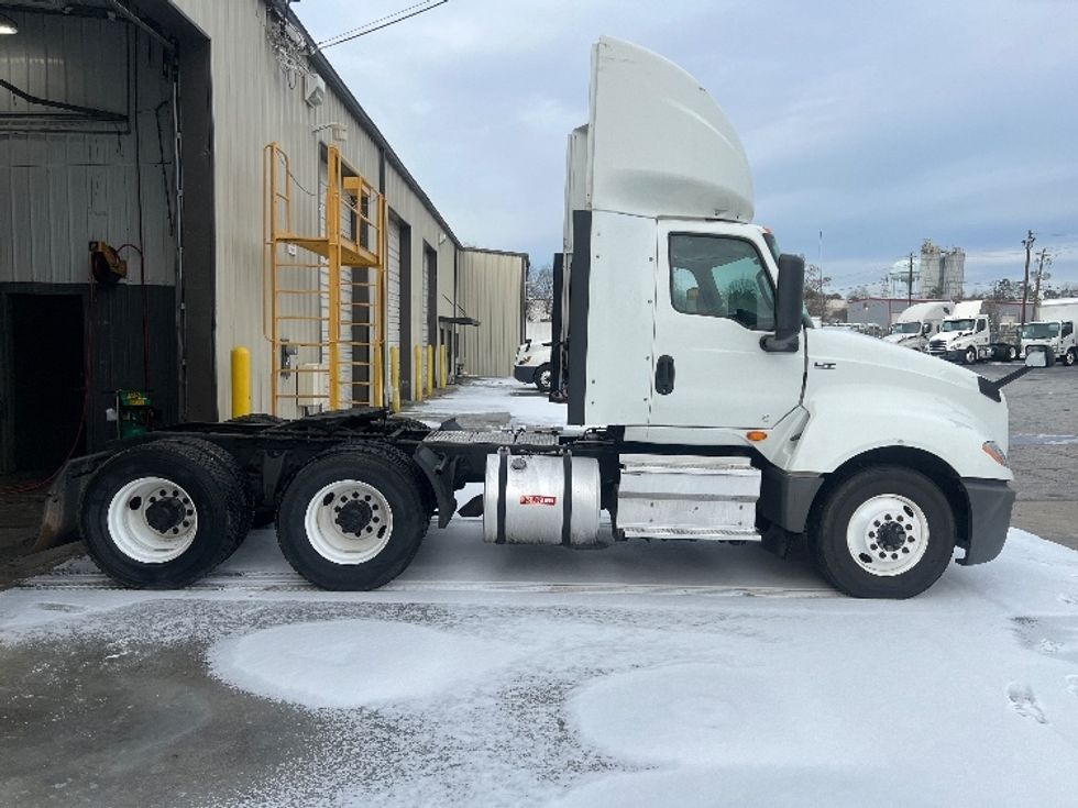 Day Cab Tractor-Heavy Duty Tractors-International-2019-LT625-Forest Park-GA-436,232\n\t\tmiles-$ 38,500 - Image 8