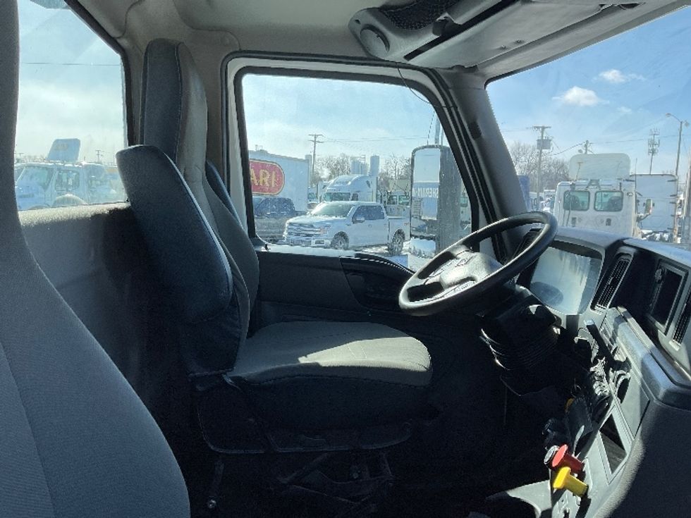 Day Cab Tractor-Heavy Duty Tractors-International-2019-LT625-Fort Wayne-IN-301,948\n\t\tmiles-$ 25,500 - Image 14