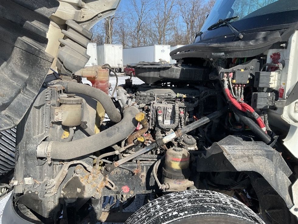 Day Cab Tractor-Heavy Duty Tractors-International-2019-LT625-Fort Wayne-IN-301,948\n\t\tmiles-$ 25,500 - Image 16