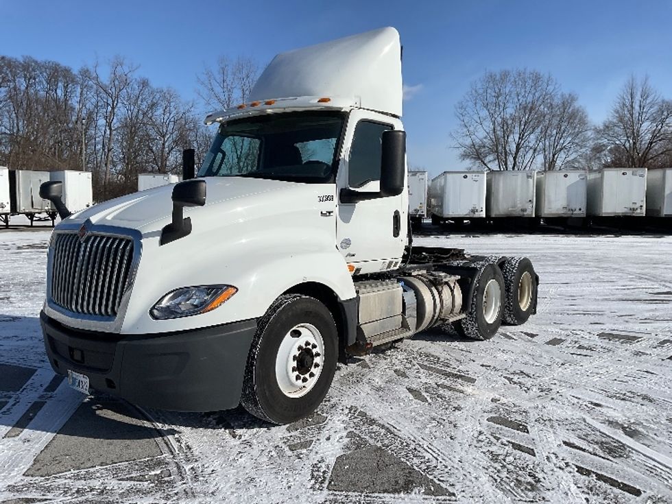 Day Cab Tractor-Heavy Duty Tractors-International-2019-LT625-Fort Wayne-IN-301,948\n\t\tmiles-$ 25,500 - Image 3