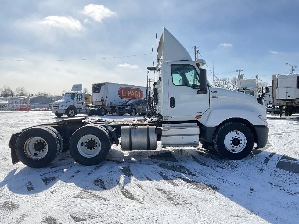 Day Cab Tractor-Heavy Duty Tractors-International-2019-LT625-Fort Wayne-IN-301,948\n\t\tmiles-$ 25,500 - Image 8