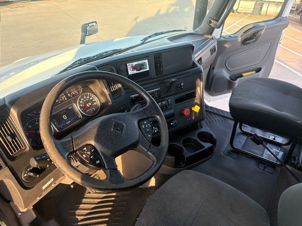 Day Cab Tractor-Heavy Duty Tractors-International-2019-LT625-Fort Worth-TX-344,055\n\t\tmiles-$ 28,750 - Image 10