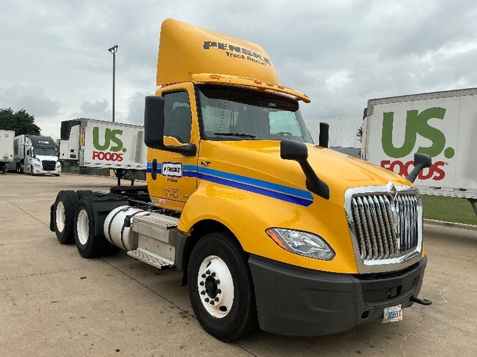 Day Cab Tractor-Heavy Duty Tractors-International-2019-LT625-Fort Worth-TX-352,421\n\t\tmiles-$ 25,750 - Image 1