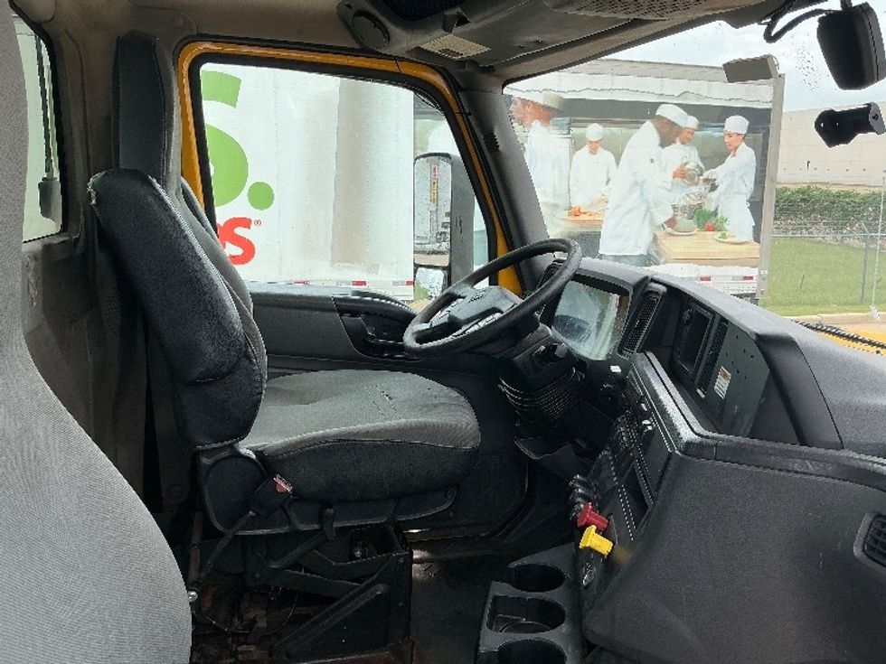 Day Cab Tractor-Heavy Duty Tractors-International-2019-LT625-Fort Worth-TX-352,421\n\t\tmiles-$ 25,750 - Image 14