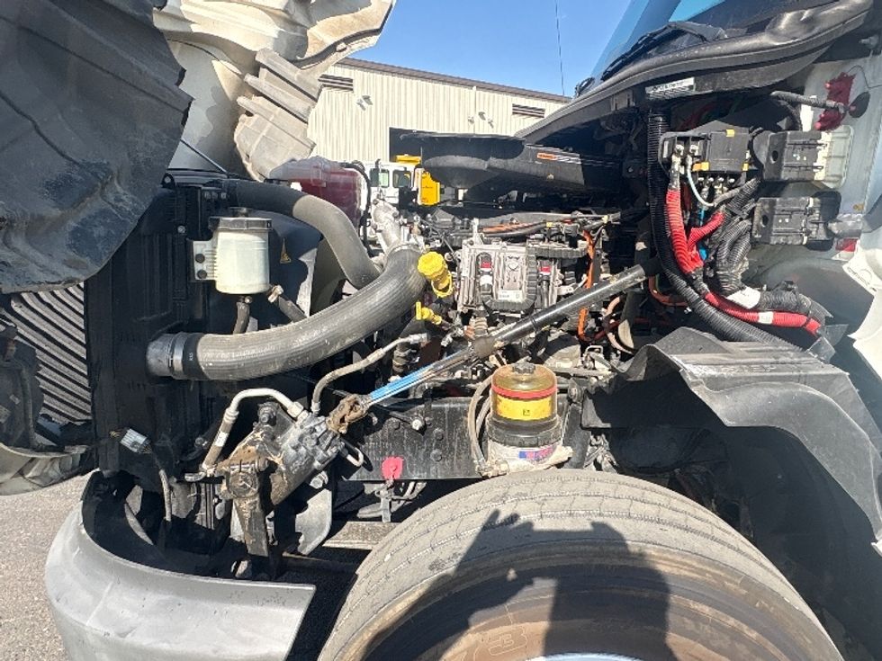 Day Cab Tractor-Heavy Duty Tractors-International-2019-LT625-Fresno-CA-243,910\n\t\tmiles-$ 30,000 - Image 14