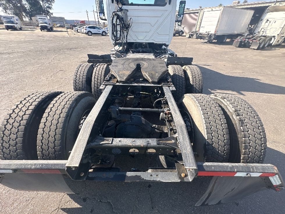 Day Cab Tractor-Heavy Duty Tractors-International-2019-LT625-Fresno-CA-243,910\n\t\tmiles-$ 30,000 - Image 6