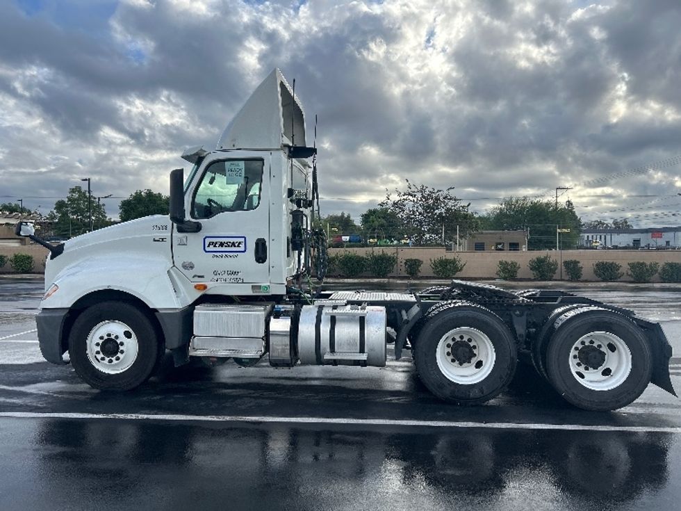 Day Cab Tractor-Heavy Duty Tractors-International-2019-LT625-Fresno-CA-254,248\n\t\tmiles-$ 27,500 - Image 4