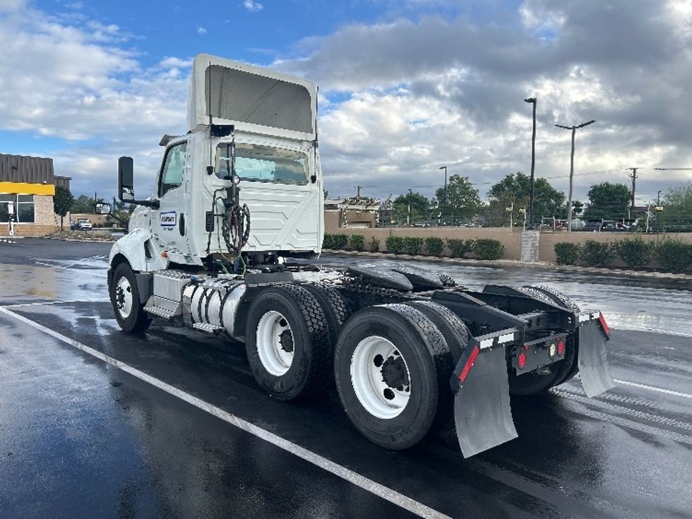 Day Cab Tractor-Heavy Duty Tractors-International-2019-LT625-Fresno-CA-254,248\n\t\tmiles-$ 27,500 - Image 5