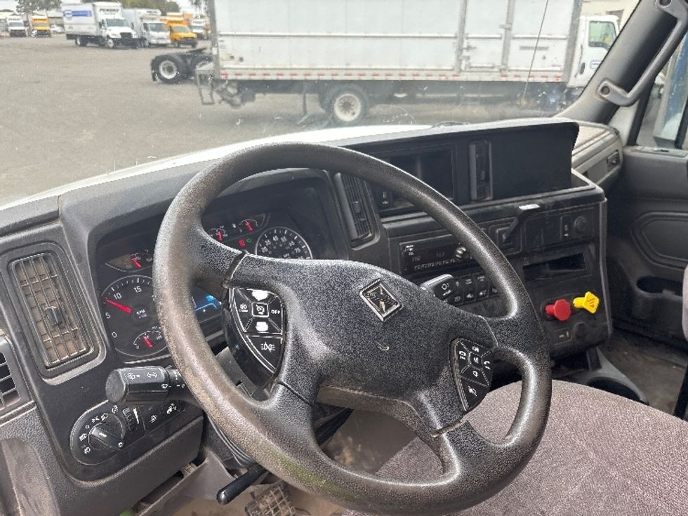 Day Cab Tractor-Heavy Duty Tractors-International-2019-LT625-Fresno-CA-258,355\n\t\tmiles-$ 45,000 - Image 10