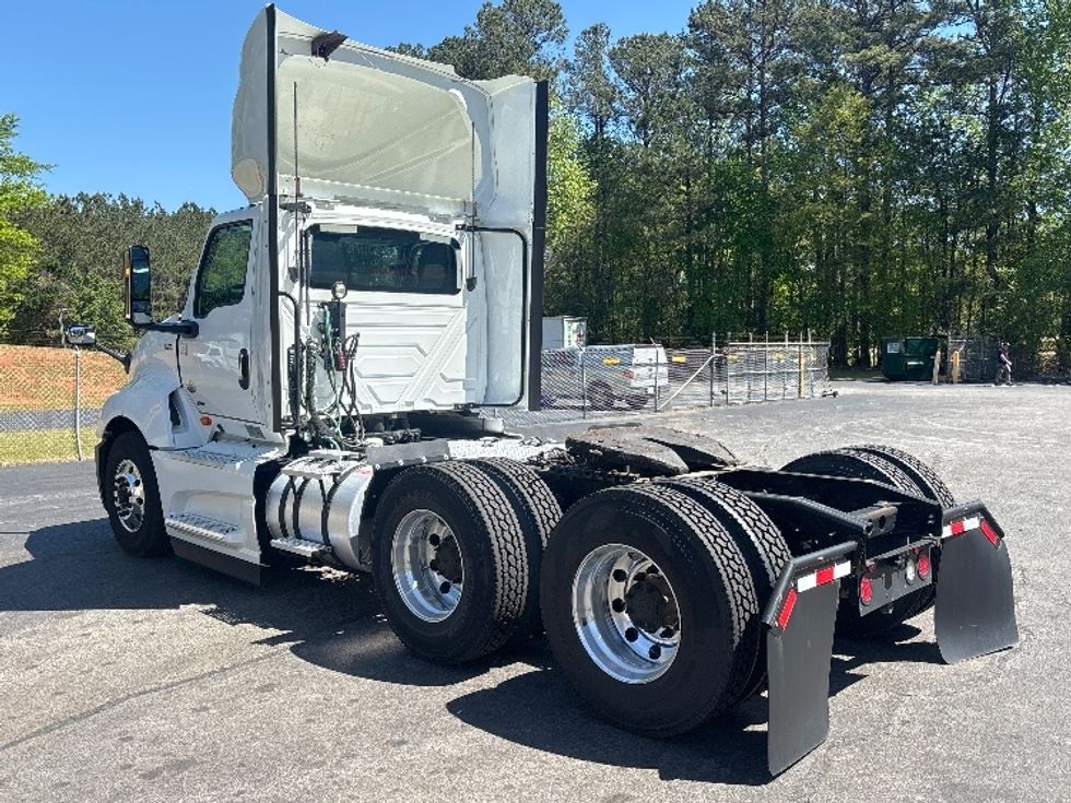 Day Cab Tractor-Heavy Duty Tractors-International-2019-LT625-Gainesville-GA-418,118\n\t\tmiles-$ 25,500 - Image 5