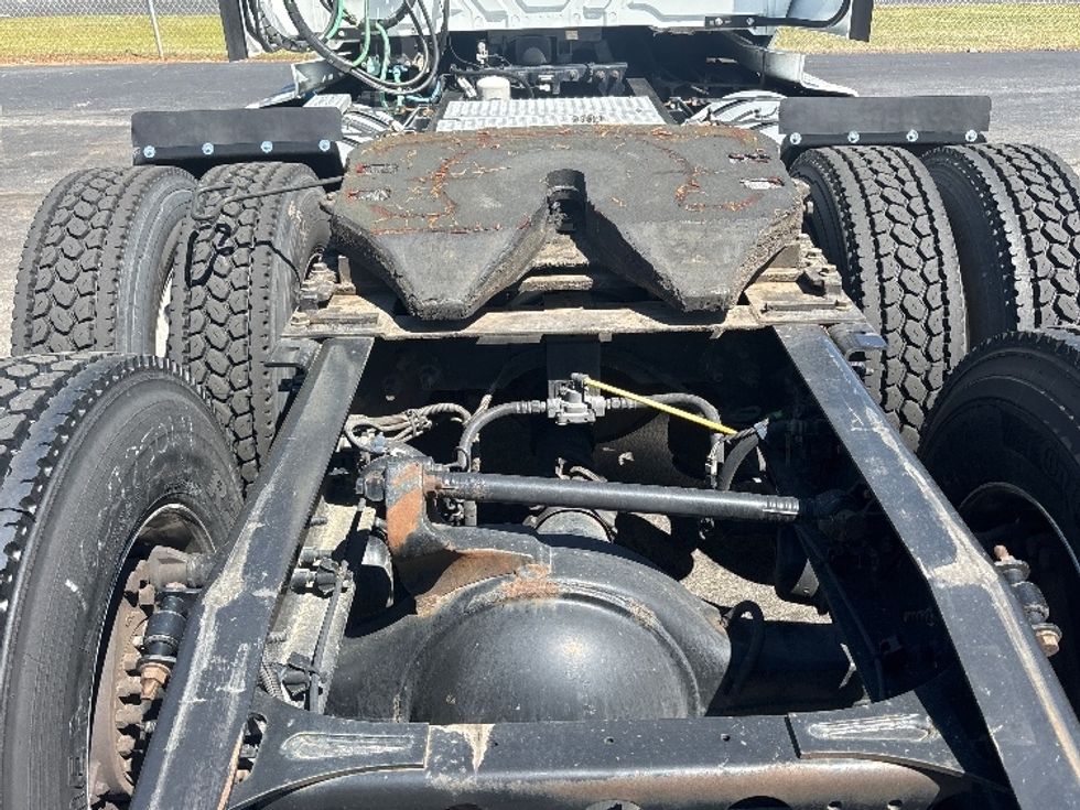 Day Cab Tractor-Heavy Duty Tractors-International-2019-LT625-Gainesville-GA-418,118\n\t\tmiles-$ 25,500 - Image 6