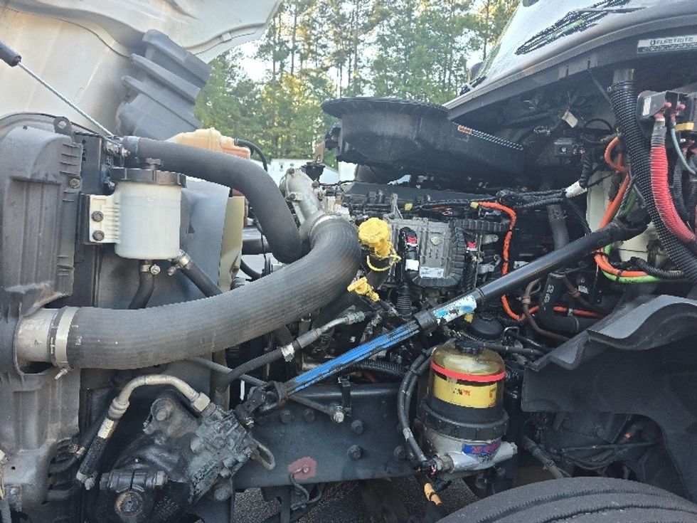 Day Cab Tractor-Heavy Duty Tractors-International-2019-LT625-Gainesville-GA-478,882\n\t\tmiles-$ 23,250 - Image 16