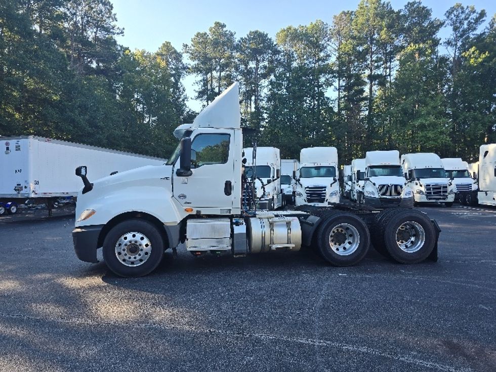 Day Cab Tractor-Heavy Duty Tractors-International-2019-LT625-Gainesville-GA-478,882\n\t\tmiles-$ 23,250 - Image 4