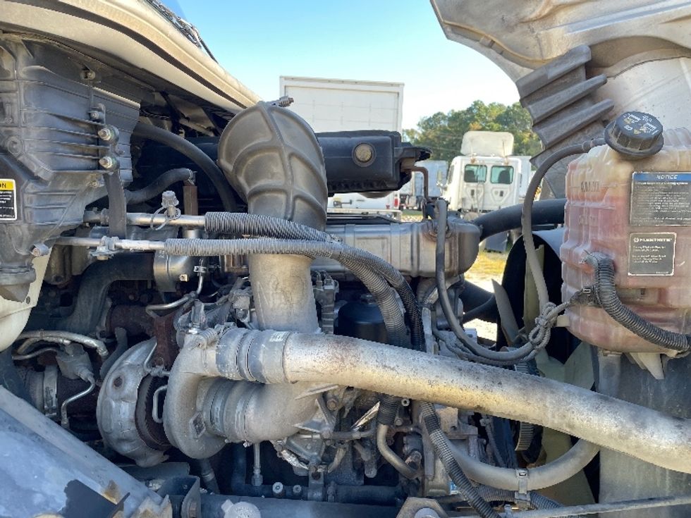 Day Cab Tractor-Heavy Duty Tractors-International-2019-LT625-Garden City-GA-176,573\n\t\tmiles-$ 30,250 - Image 15