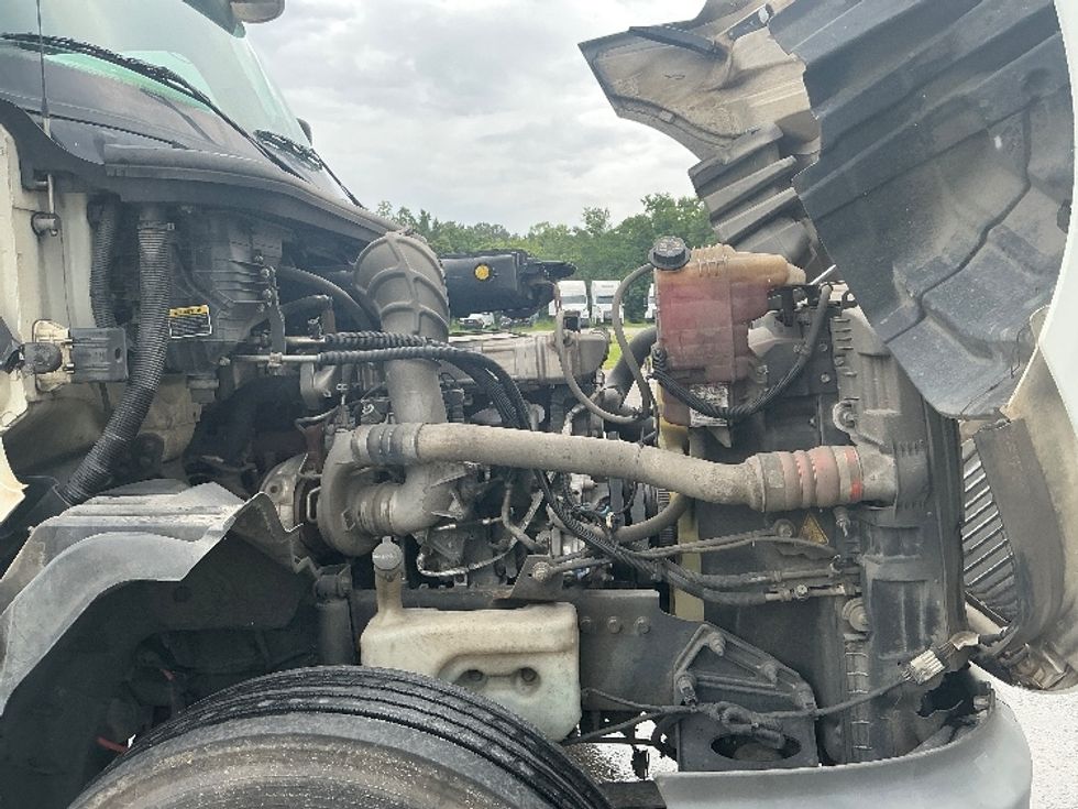 Day Cab Tractor-Heavy Duty Tractors-International-2019-LT625-Garden City-GA-233,941\n\t\tmiles-$ 27,250 - Image 15