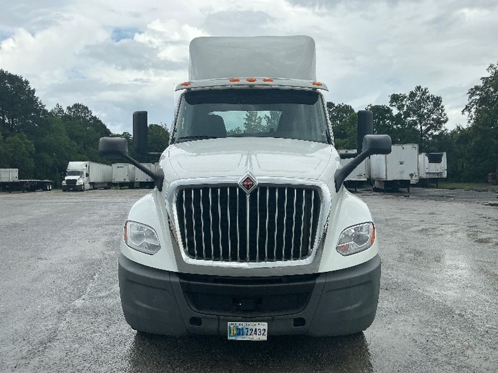 Day Cab Tractor-Heavy Duty Tractors-International-2019-LT625-Garden City-GA-233,941\n\t\tmiles-$ 27,250 - Image 2