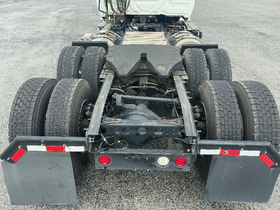 Day Cab Tractor-Heavy Duty Tractors-International-2019-LT625-Garden City-GA-233,941\n\t\tmiles-$ 27,250 - Image 6
