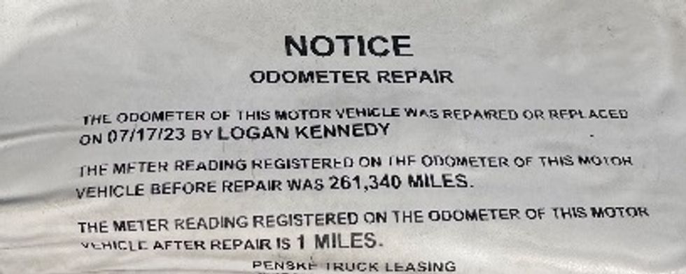 Day Cab Tractor-Heavy Duty Tractors-International-2019-LT625-Garden City-GA-272,558\n\t\tmiles-$ 30,250 - Image 17