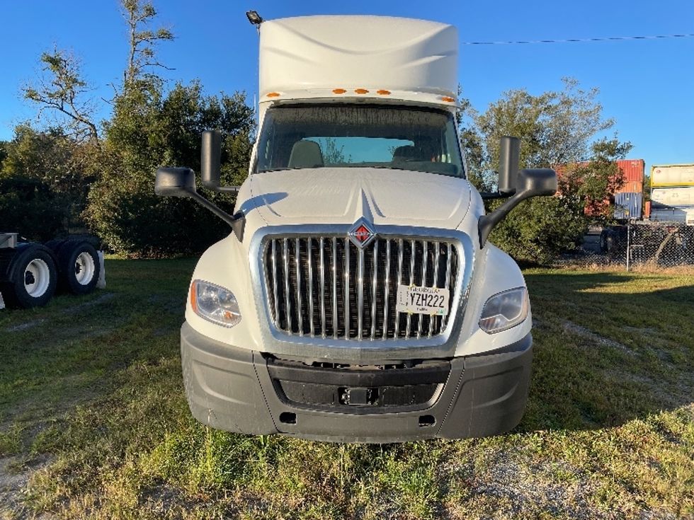 Day Cab Tractor-Heavy Duty Tractors-International-2019-LT625-Garden City-GA-272,558\n\t\tmiles-$ 30,250 - Image 2