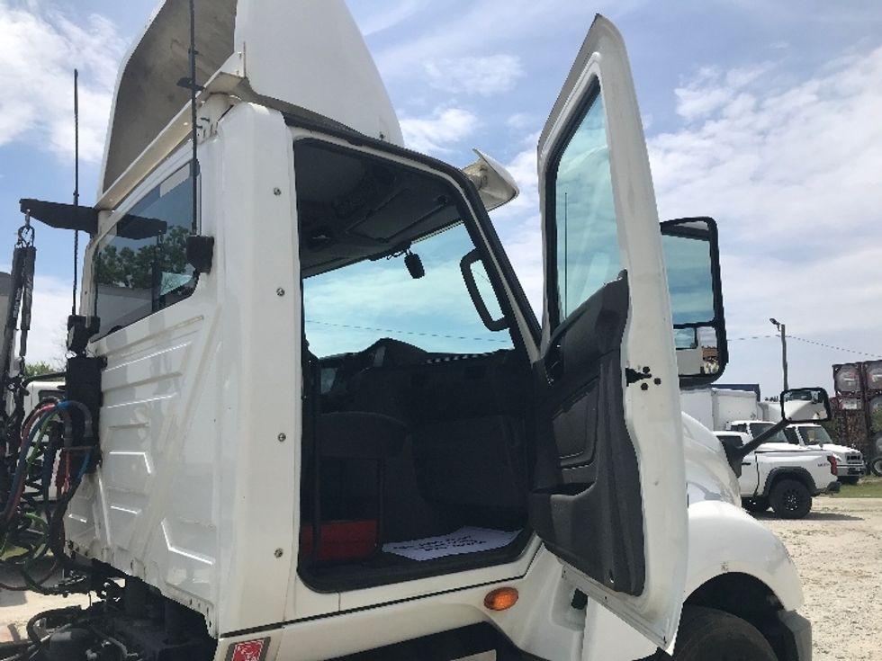 Day Cab Tractor-Heavy Duty Tractors-International-2019-LT625-Garden City-GA-492,498\n\t\tmiles-$ 22,750 - Image 12