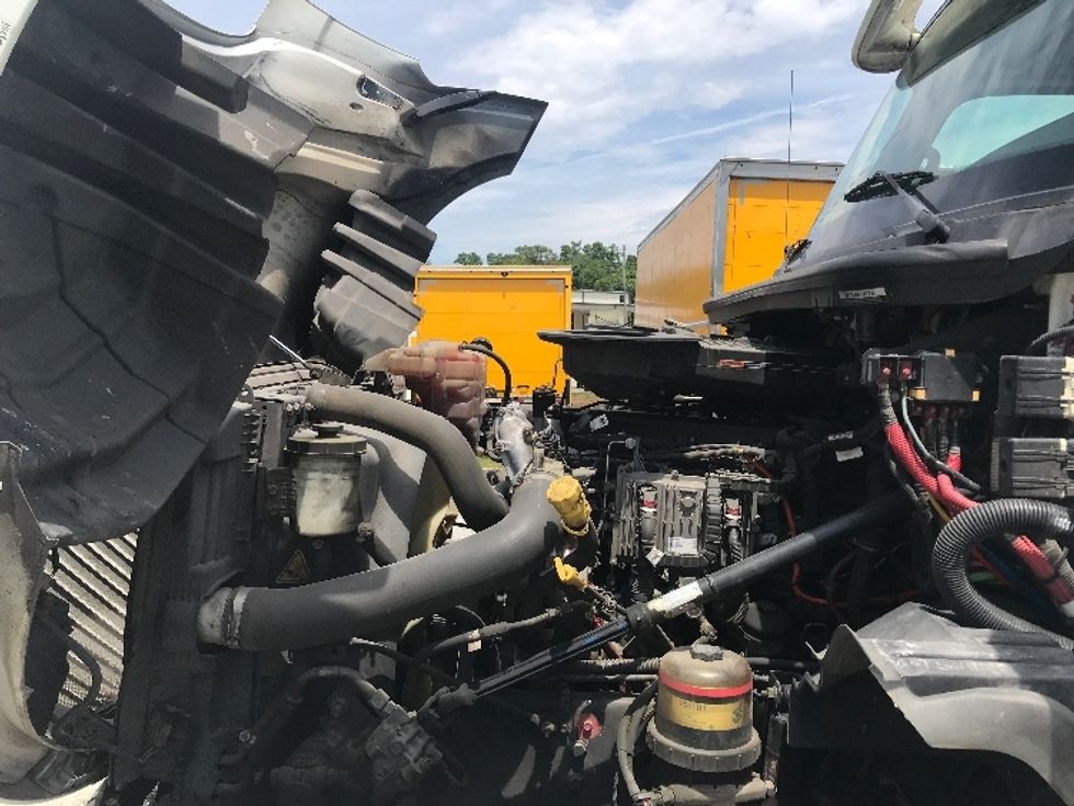 Day Cab Tractor-Heavy Duty Tractors-International-2019-LT625-Garden City-GA-492,498\n\t\tmiles-$ 22,750 - Image 16