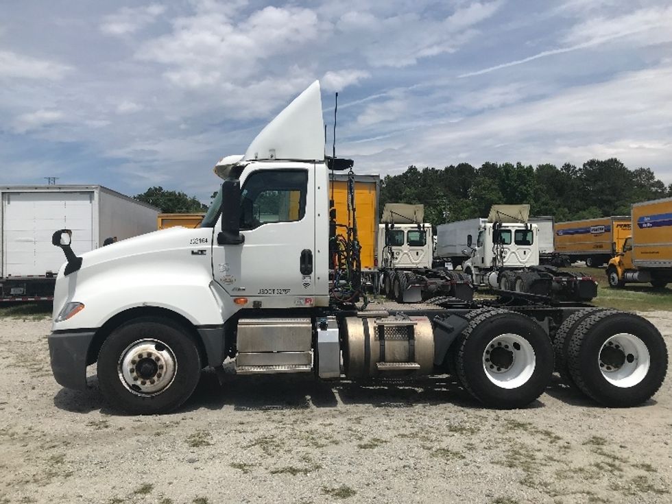 Day Cab Tractor-Heavy Duty Tractors-International-2019-LT625-Garden City-GA-492,498\n\t\tmiles-$ 22,750 - Image 4