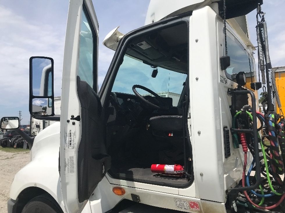 Day Cab Tractor-Heavy Duty Tractors-International-2019-LT625-Garden City-GA-492,498\n\t\tmiles-$ 22,750 - Image 9