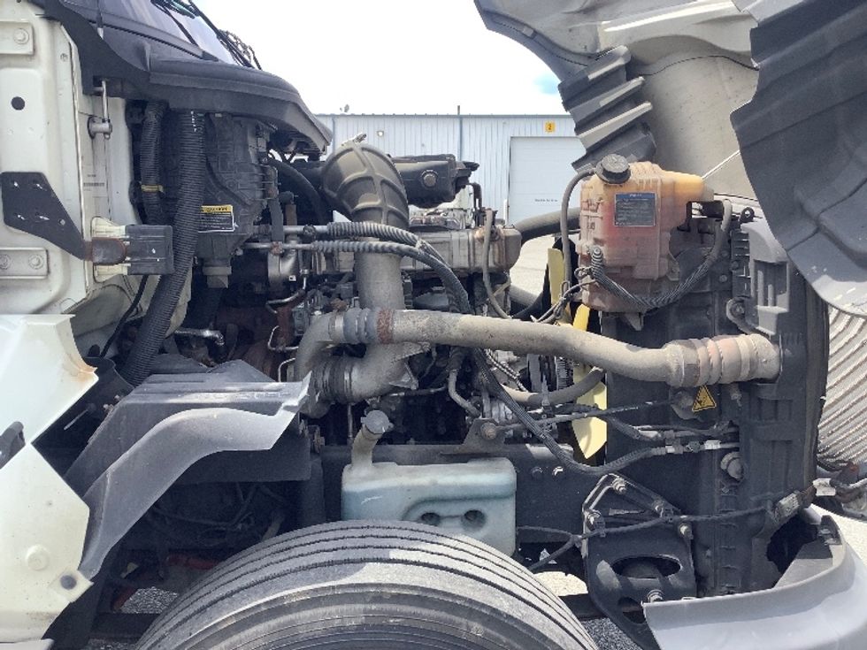 Day Cab Tractor-Heavy Duty Tractors-International-2019-LT625-Goldsboro-NC-368,909\n\t\tmiles-$ 27,750 - Image 15