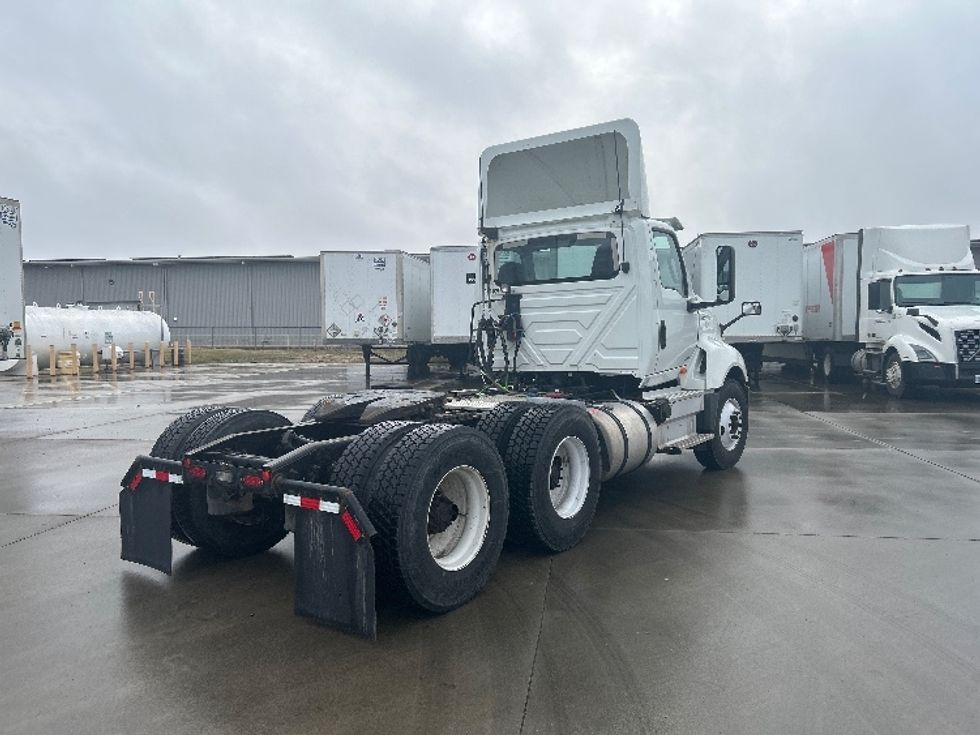 Day Cab Tractor-Heavy Duty Tractors-International-2019-LT625-Goshen-IN-171,476\n\t\tmiles-$ 24,500 - Image 7