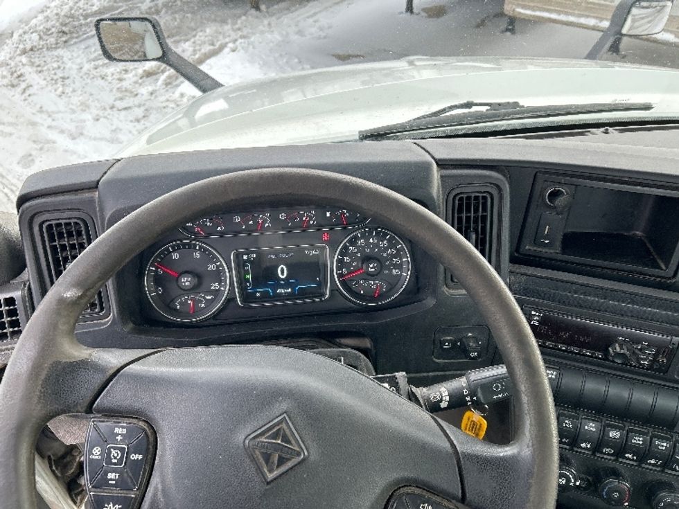 Day Cab Tractor-Heavy Duty Tractors-International-2019-LT625-Goshen-IN-473,700\n\t\tmiles-$ 20,000 - Image 11