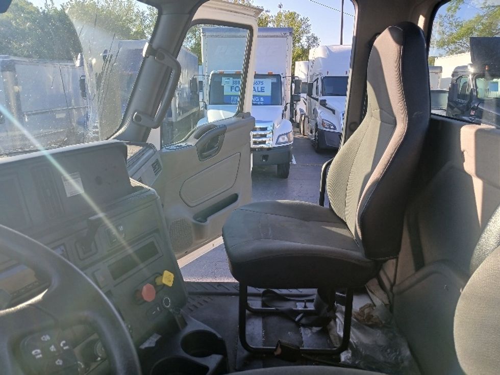 Day Cab Tractor-Heavy Duty Tractors-International-2019-LT625-Greensboro-NC-348,114\n\t\tmiles-$ 27,750 - Image 10