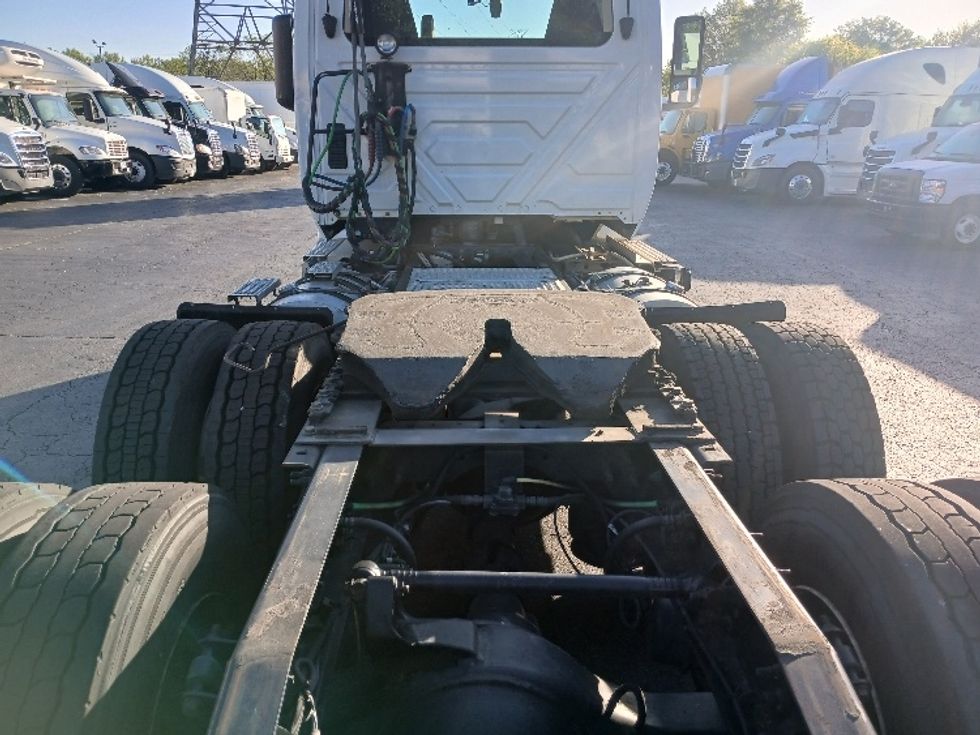 Day Cab Tractor-Heavy Duty Tractors-International-2019-LT625-Greensboro-NC-348,114\n\t\tmiles-$ 27,750 - Image 6