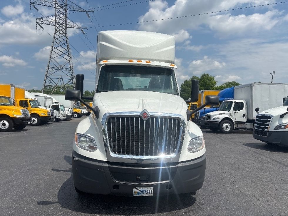 Day Cab Tractor-Heavy Duty Tractors-International-2019-LT625-Greensboro-NC-577,282\n\t\tmiles-$ 22,750 - Image 2