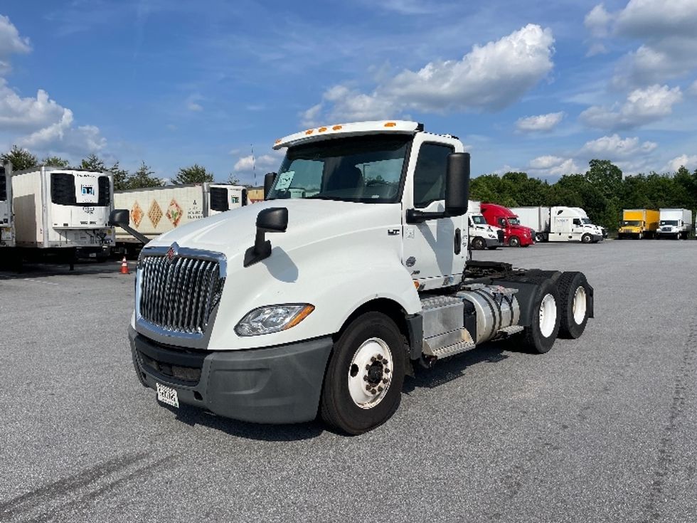 Day Cab Tractor-Heavy Duty Tractors-International-2019-LT625-Greenville-SC-150,555\n\t\tmiles-$ 31,250 - Image 3