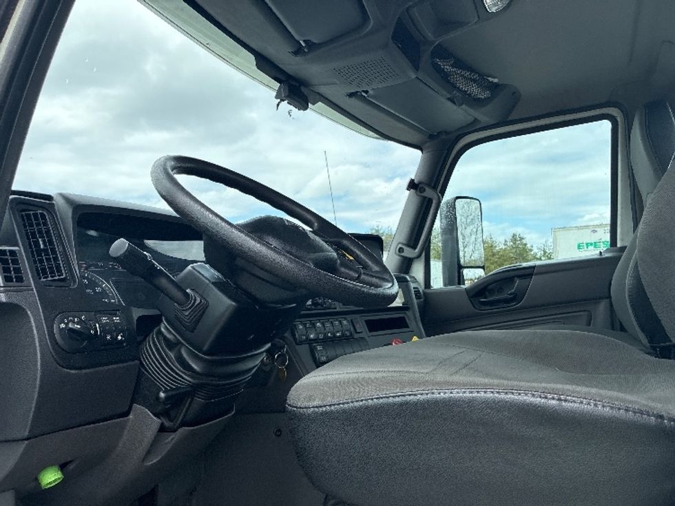 Day Cab Tractor-Heavy Duty Tractors-International-2019-LT625-Greenville-SC-373,159\n\t\tmiles-$ 25,250 - Image 10