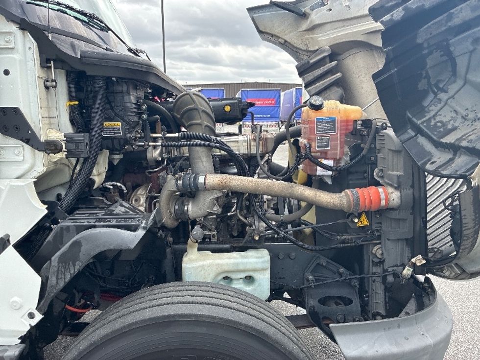 Day Cab Tractor-Heavy Duty Tractors-International-2019-LT625-Greenville-SC-373,159\n\t\tmiles-$ 25,250 - Image 15