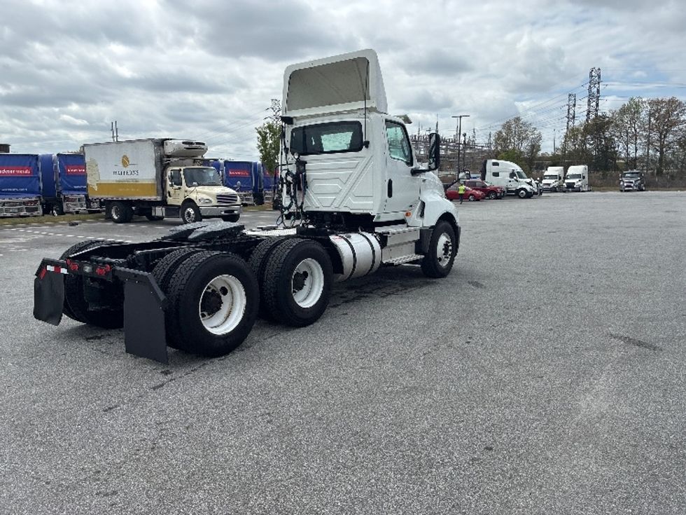 Day Cab Tractor-Heavy Duty Tractors-International-2019-LT625-Greenville-SC-373,159\n\t\tmiles-$ 25,250 - Image 7