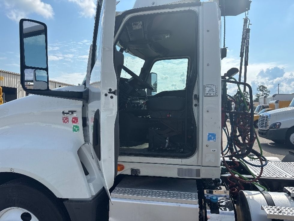 Day Cab Tractor-Heavy Duty Tractors-International-2019-LT625-Hammond-LA-265,285\n\t\tmiles-$ 34,000 - Image 9