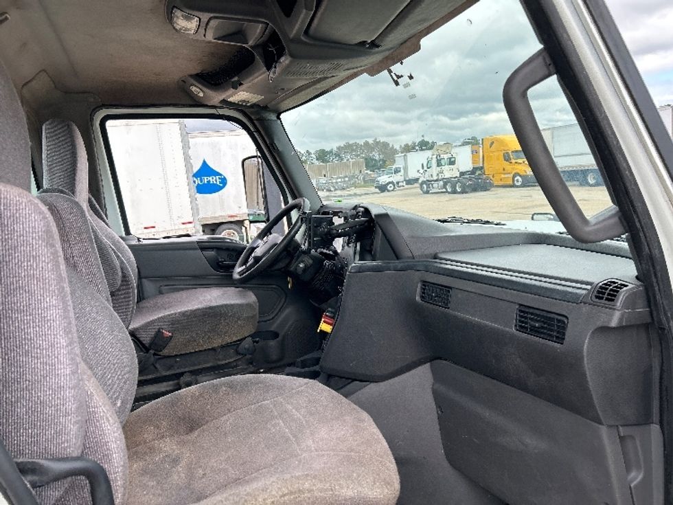 Day Cab Tractor-Heavy Duty Tractors-International-2019-LT625-Hammond-LA-293,113\n\t\tmiles-$ 52,250 - Image 13