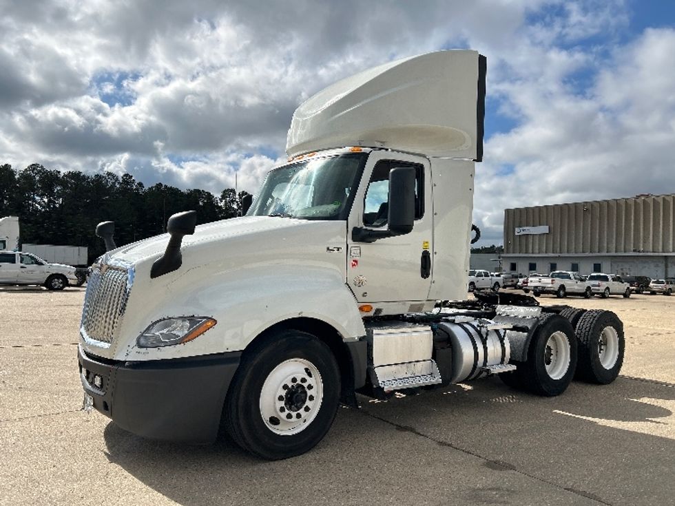 Day Cab Tractor-Heavy Duty Tractors-International-2019-LT625-Hammond-LA-293,113\n\t\tmiles-$ 52,250 - Image 3